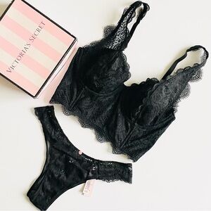 34D SMALL Victoria’s Secret black bra set